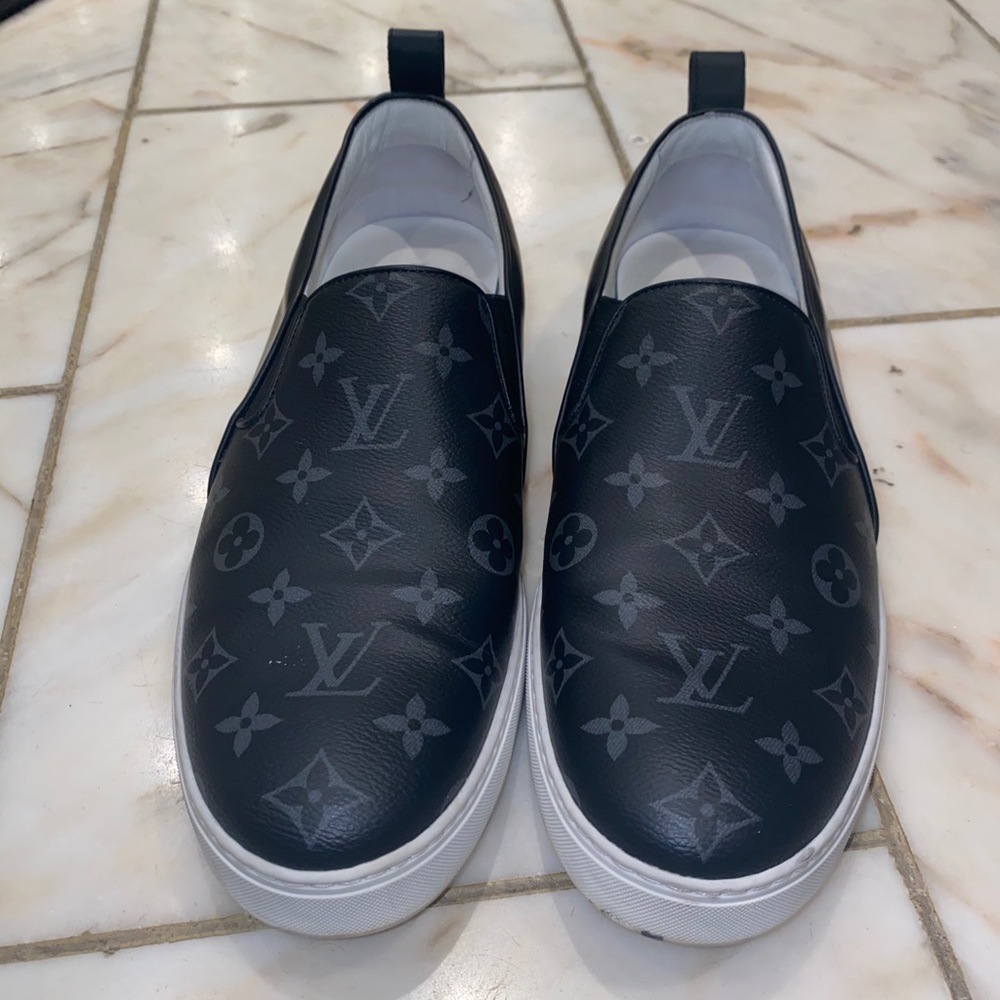 Louis Vuitton Logo Sneaker